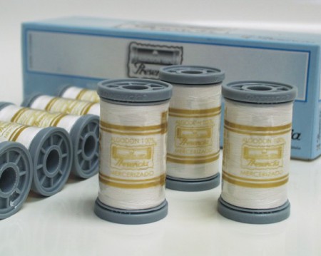 BOBINA HILO ALGODÓN "PRESENCIA" BLANCO Y NEGRO - Nº 40 Y Nº 50